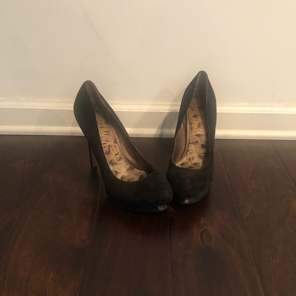 Black heels